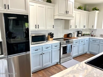 121 Savannah St, Eunice, LA 70535 - photo 2