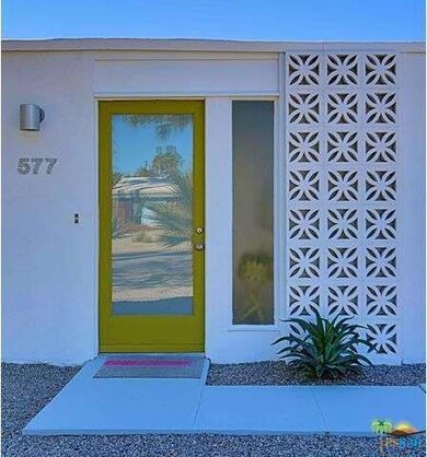 577 E Glen Cir S, Palm Springs, CA 92262 - photo 5
