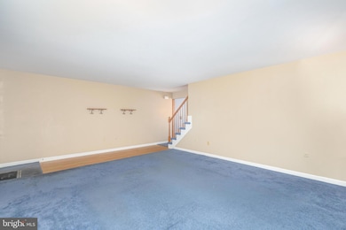 99 Lee Ann Ct, Enola, PA 17025 - photo 4