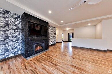 284 W Mcgill Ave, Moab, UT 84532 - photo 5