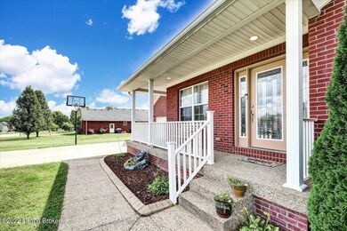 440 Helmwood Cir, Mount Washington, KY 40047 - photo 4