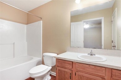 45448 Pointe Dr unit 44, Hammond, LA 70401 - photo 5