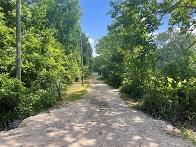 13447 Lyric Rd, Conroe, TX 77302 - photo 3