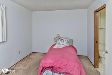 10105 Nantucket Loop, Anchorage, AK 99507 - photo 3