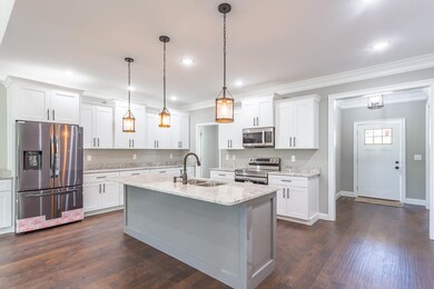 565 Julie Kay Dr, Dalton, GA 30721 - photo 2