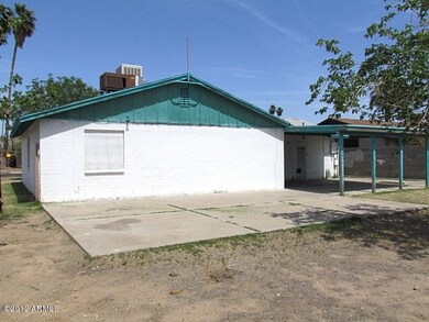 023-045933 - back left