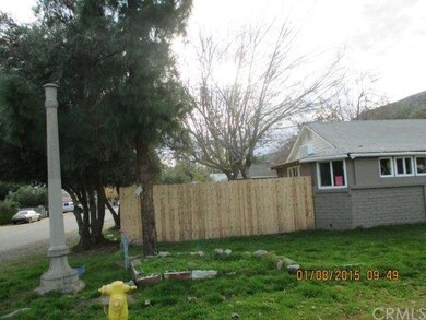 LEFT FRONT (CORNER LOT)
