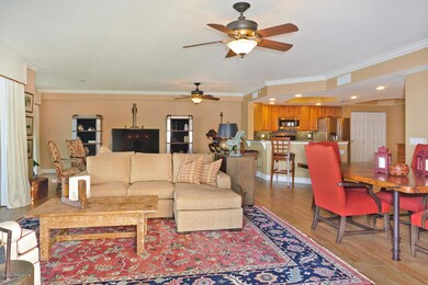 Island Point 490 #301-35