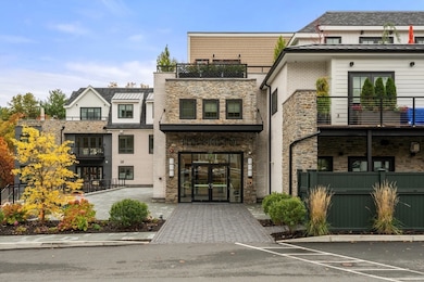 148 Weston Rd unit 208, Wellesley, MA 02482 - photo 4