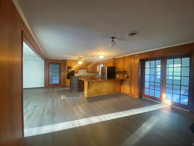 2413 Davis Ave, Tifton, GA 31794 - photo 2