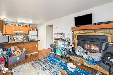 07-Living Room_SLS_-6492