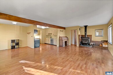 206 E Vashon Ave, Port Angeles, WA 98362 - photo 6