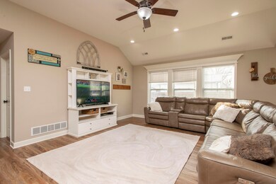 _Living Room