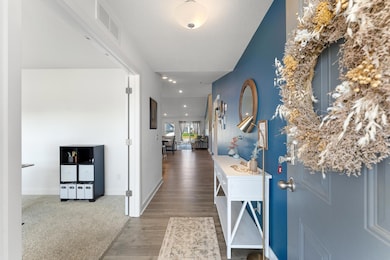 1821 Dauwalter Cir, Carver, MN 55315 - photo 3