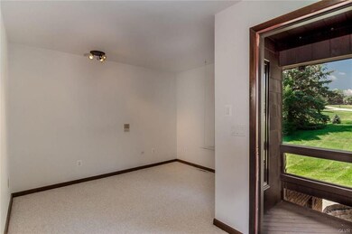 Bedroom 3 -Study