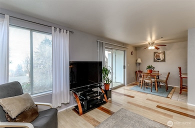 28610 16th Ave S unit 103, Federal Way, WA 98003 - photo 7