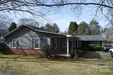 221 Kelly St unit 3, Statesville, NC 28677 - photo 2