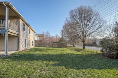 607 Derby St, Raymore, MO 64083 - photo 5