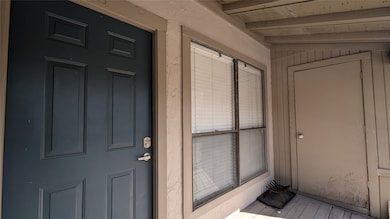 5711 Sugar Hill Dr unit 98, Houston, TX 77057 - photo 2