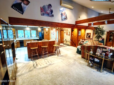 466 Spruce St, Hawley, PA 18428 - photo 5