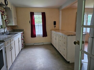 6 W Elm St, Littleton, NH 03561 - photo 3