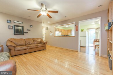 2124 Boxwood Cir, Bryans Road, MD 20616 - photo 2