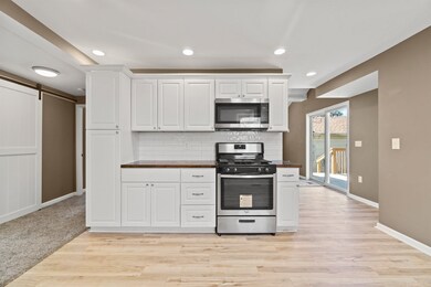 905 20th St, Auburn, IN 46706 - photo 7