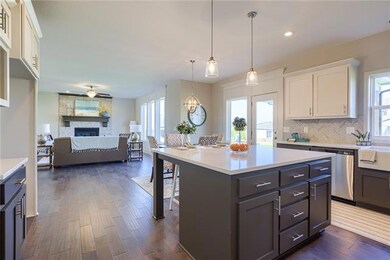 25336 W 92nd St, Lenexa, KS 66227 - photo 3