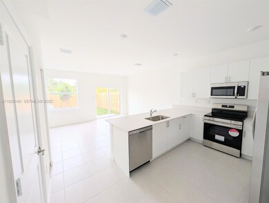 15617 SW 276th Terrace, Homestead, FL 33031 - photo 4