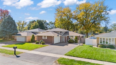 10600 S Highland Ave, Worth, IL 60482 - photo 2