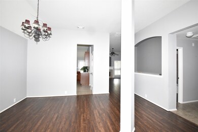 30315 Castle Forest Dr, Spring, TX 77386 - photo 3