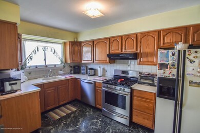 279 Doane Ave, Staten Island, NY 10308 - photo 4