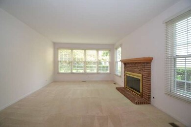 106 Yale Ct unit 34RG10, Glenview, IL 60026 - photo 2