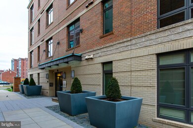 915 N Patrick St unit 306, Alexandria, VA 22314 - photo 2