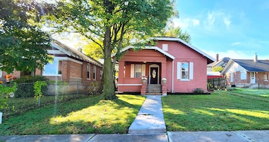 424 Walnut Exterior (8)