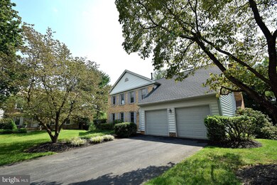 9100 Bakerhill Ct, Montgomery Village, MD 20886 - photo 2