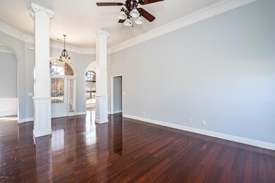 Living Room 4