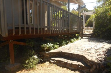 1763 Chestnut St, Redding, CA 96001 - photo 5