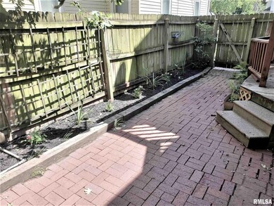 604 E 13th St, Davenport, IA 52803 - photo 3