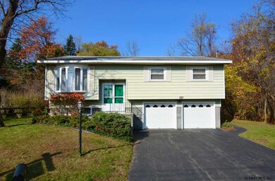 32 Norbrick Dr, Albany, NY 12205 - photo 2
