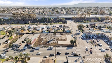 11400 S Hoover St, Los Angeles, CA 90044 - photo 5