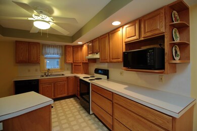 8 Roebuck Ave, Saco, ME 04072 - photo 5