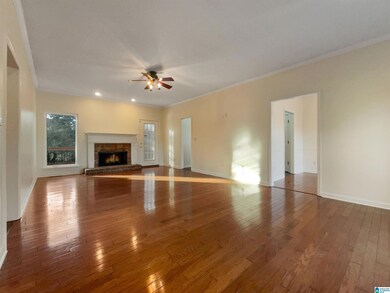 4516 Jacob Cir, Center Point, AL 35215 - photo 3