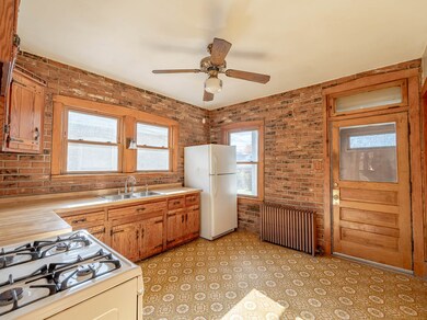 1908 Wenonah Ave, Berwyn, IL 60402 - photo 5