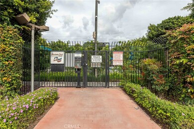 12115 Foster Rd unit 2, Norwalk, CA 90650 - photo 2