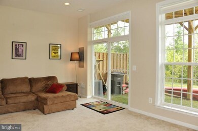 2438 Battery Hill Cir, Woodbridge, VA 22191 - photo 4