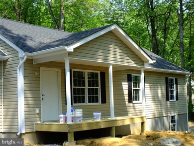 428 Shenandoah River Dr, Harpers Ferry, WV 25425 - photo 3