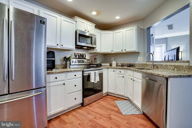 8314 Duck Hawk Way unit 8, Lorton, VA 22079 - photo 2