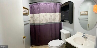 1813 Lansing Rd, Glen Burnie, MD 21060 - photo 2