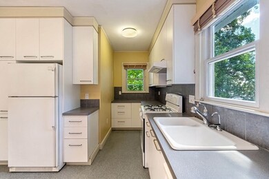 117 Winsor Ave unit 2, Watertown, MA 02472 - photo 5